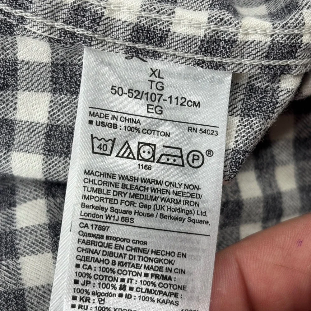 Banana Republic Flannel Shirt Mens XL Gray Gingham Camden Fit Luxe Cotton LS